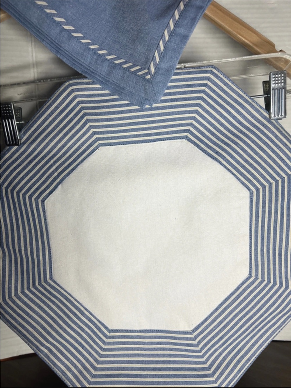 Crate & Barrel Striped Octagonal Placemat and Blue Napkin Set for 4 - Picture 2 of 6